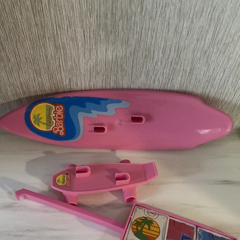 VINTAGE 1987 Barbie California Dream Surf'n Shop Replacement Part Lot Skateboard